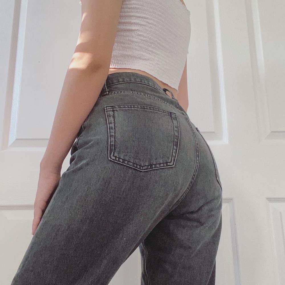 Black Mom Jeans